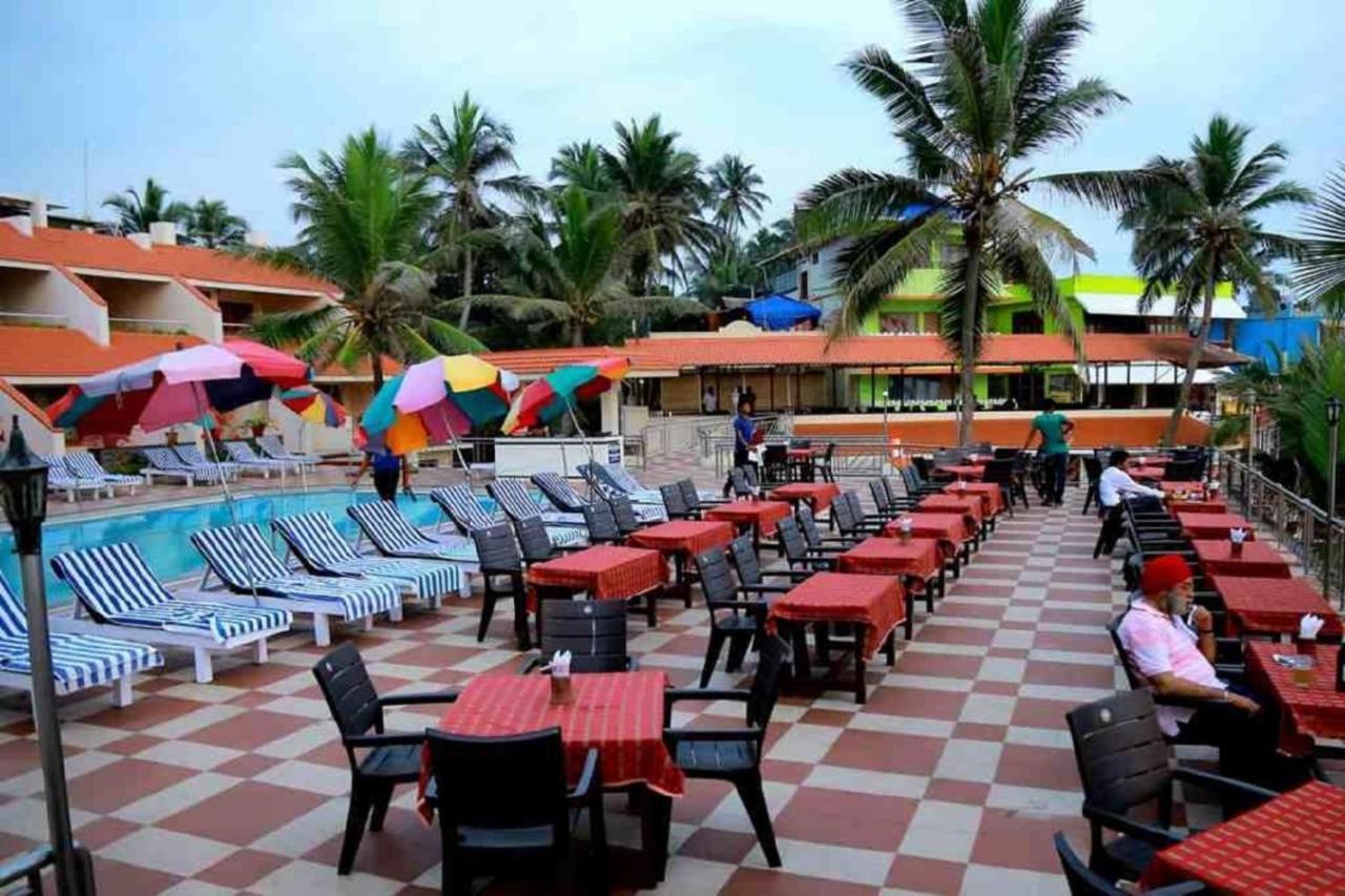 Seaface Beach Resort Ковалам Екстериор снимка