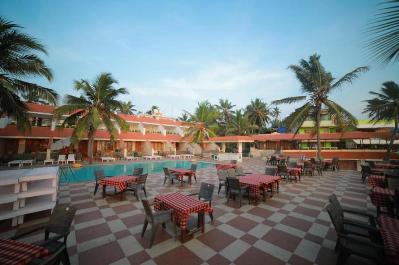 Seaface Beach Resort Ковалам Екстериор снимка
