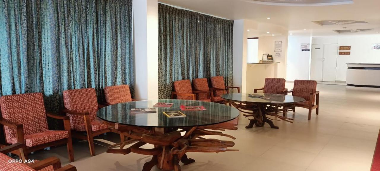 Seaface Beach Resort Ковалам Екстериор снимка